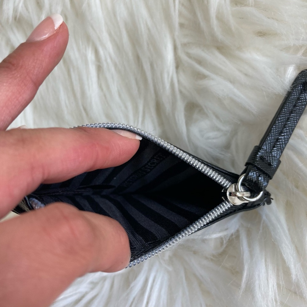 Victoria’s Secret Coin Purse / Card Case / Key Holder - Picture 3 of 4